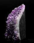 Natürlicher Amethyst Kristall, Heilstein für spirituelle Harmonie, violette Form.