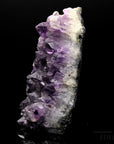 Amethyst Kristall für Ruhe, fördert meditative Entspannung, violette Kristallstruktur.