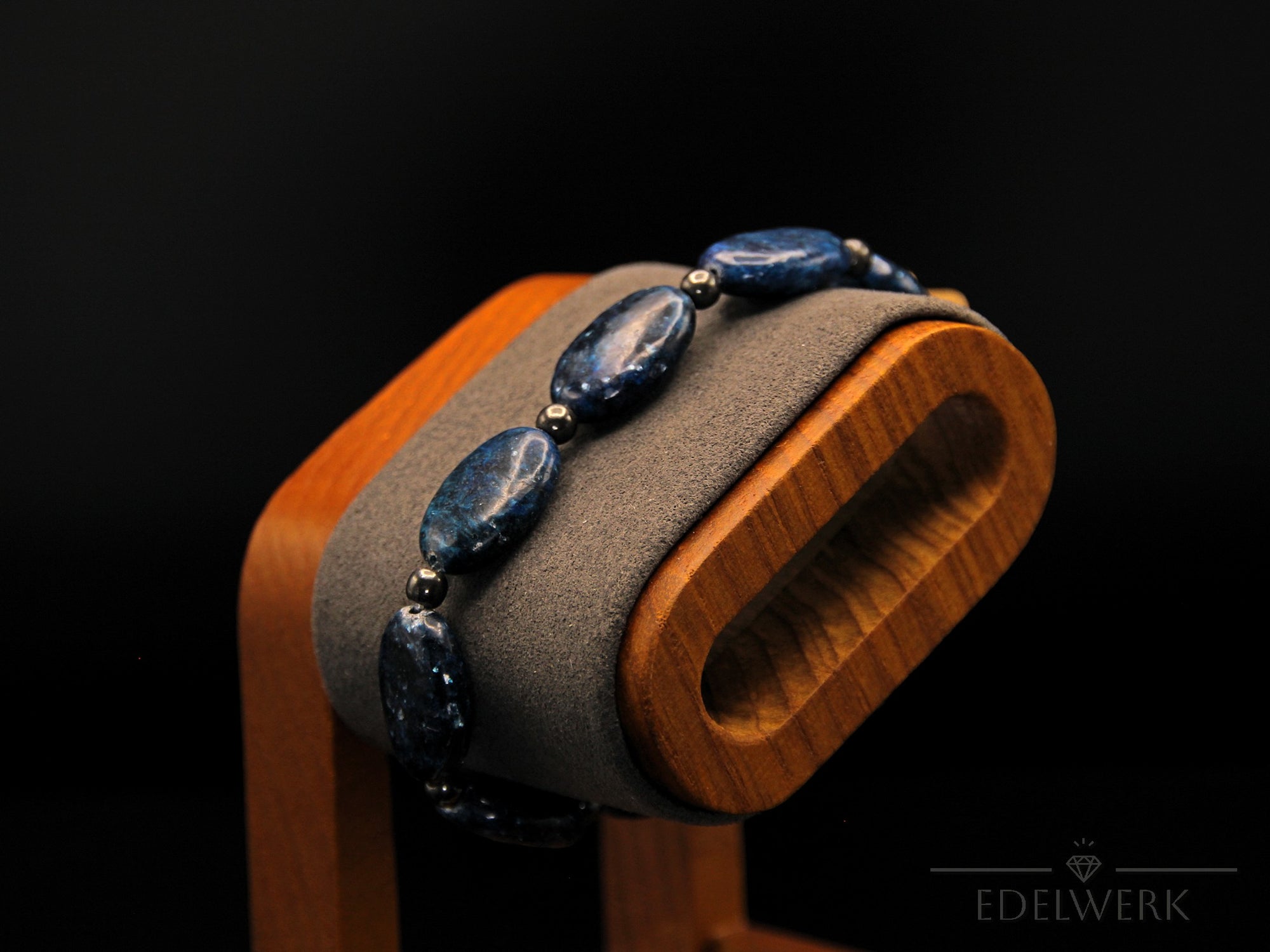 Blauer Topas Armband – Amorph – Mix & Match mit anderen Armbändern