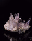 Brandbergamethyst Heilstein, Heilstein für schützende Energie, violette Kristallform.