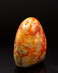 Natürlicher Carneol, Heilstein für klare Motivation, orange ungeschliffene Form.
