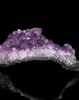Hochwertiger Amethyst Kristall, Heilstein für intuitive Schutz, klare violette Struktur.