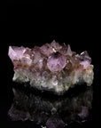Natürlicher Amethyst Kristall, Heilstein für klare Meditation, ungeschliffene violette Form.