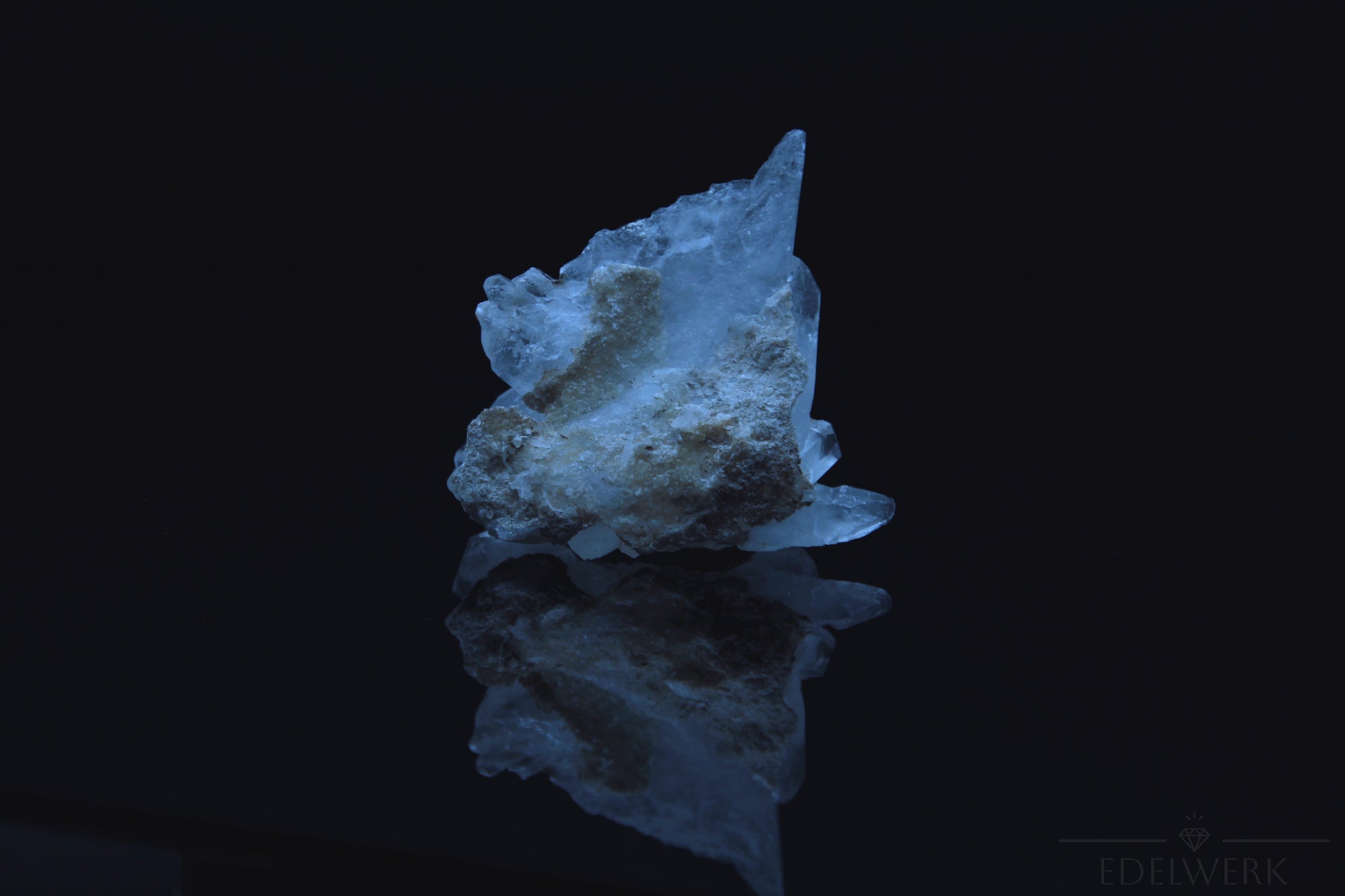 Natürlicher Bergkristall, Heilstein für meditative Harmonie, klare natürliche Kristalle.