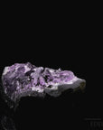 Natürlicher Amethyst Kristall, Heilstein für spirituelle Ruhe, violette Kristallform.