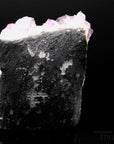 Natürlicher Amethyst Kristall, Heilstein für klare Energie, violette Oberfläche.