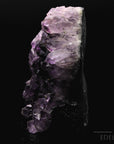 Amethyst Kristall für Klarheit, fördert spirituelle Entspannung, violette Kristallstruktur.