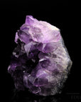 Natürlicher Amethyst Kristall, Heilstein für meditative Praxis, violette Form.