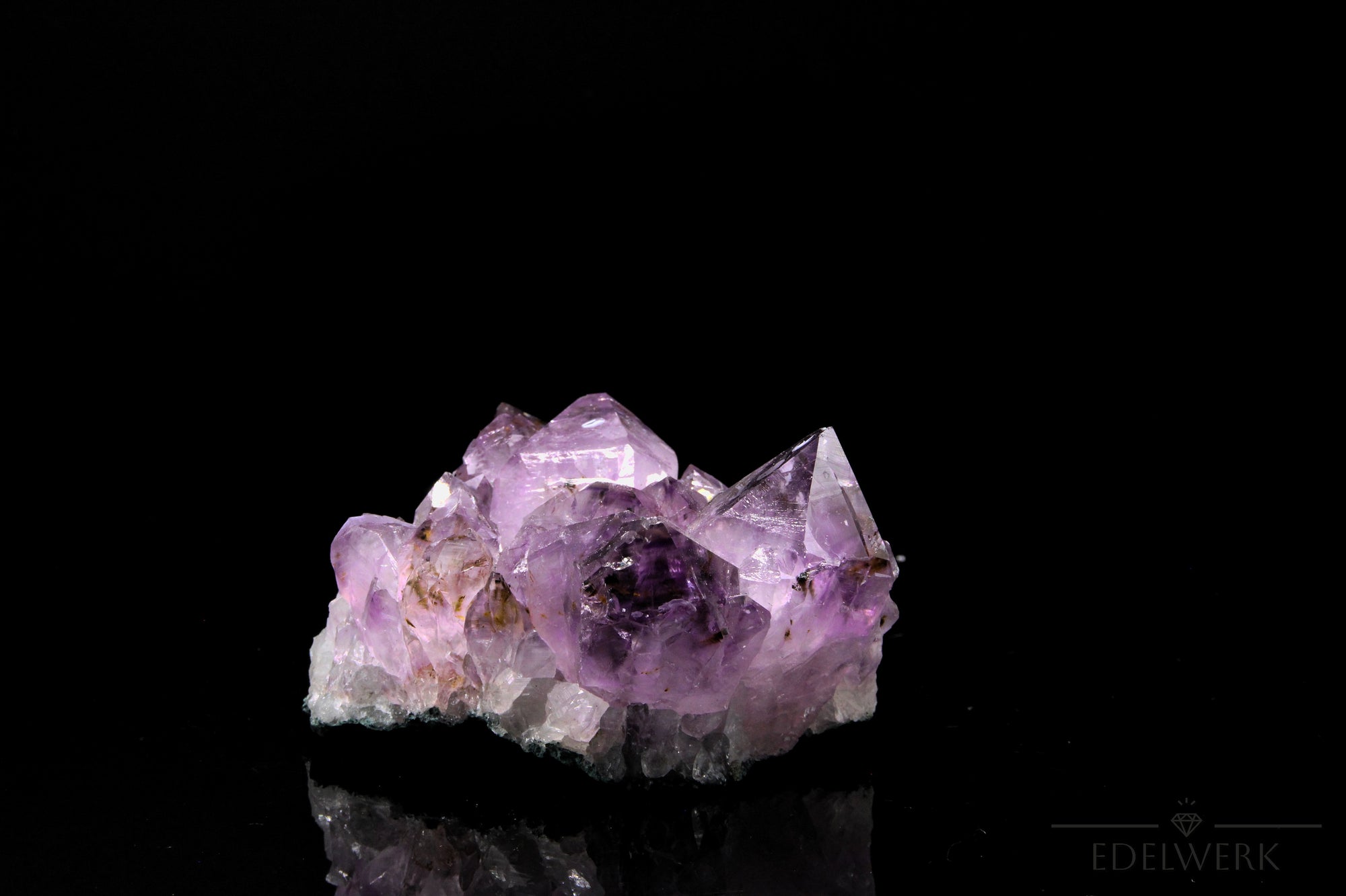 Amethyst Kristall Tiefviolett