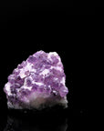 Hochwertiger Amethyst Kristall, Heilstein für klare Meditation, klare violette Struktur.