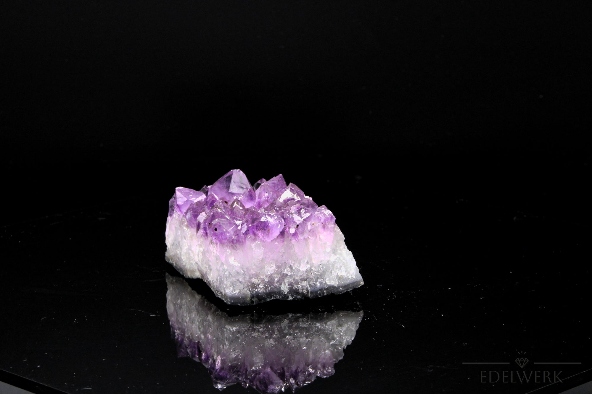 Amethyst Kristall Violett