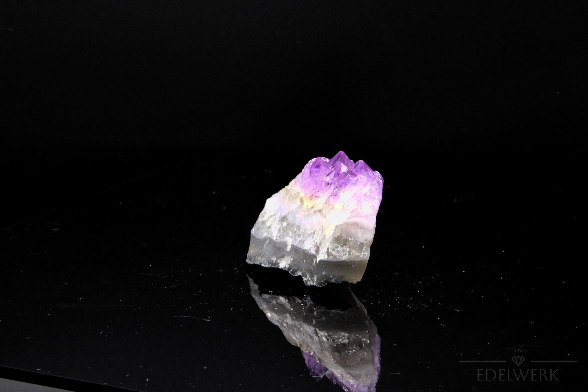 Amethyst Kristall Tiefviolett