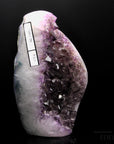 Violette Amethyst Druse, fördert spirituelle Ausgeglichenheit, violette natürliche Form.