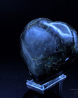 Klarer Labradorite, fördert harmonische Energie, durchsichtige bunte Oberfläche.