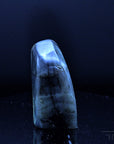 Klarer Labradorite, Heilstein für meditative Energie, durchsichtige bunte Struktur.