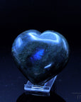 Klarer Labradorite, fördert harmonische Energie, durchsichtige bunte Oberfläche.
