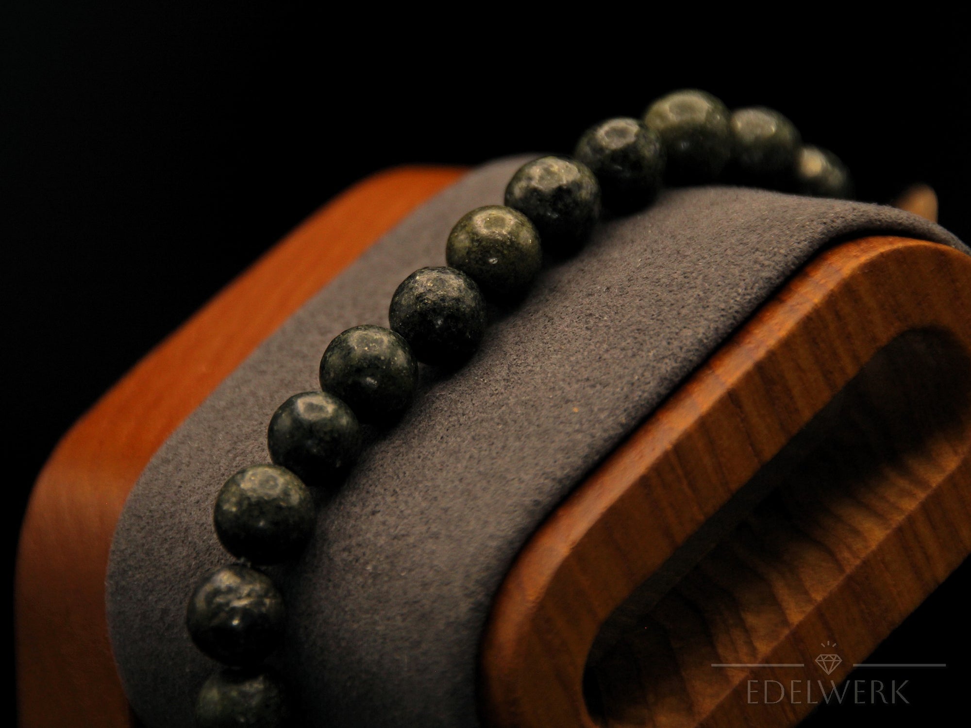 Pyrit Armband – 8 mm Perlen – Liebevoll ausgewählte Steine