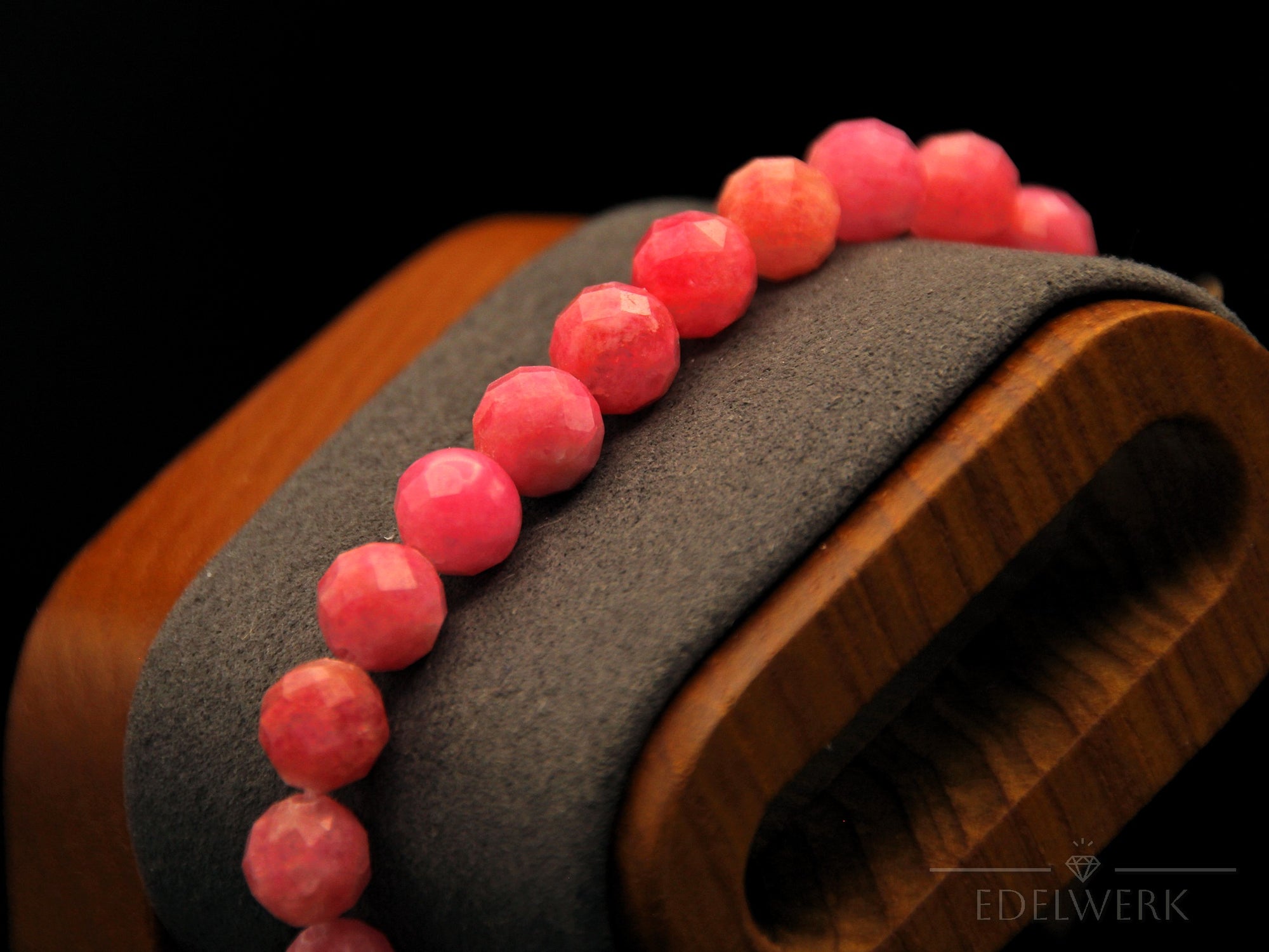 Rhodochrosit Armband – 8 mm Facettiert – Spiritueller Schutz aus Perlen