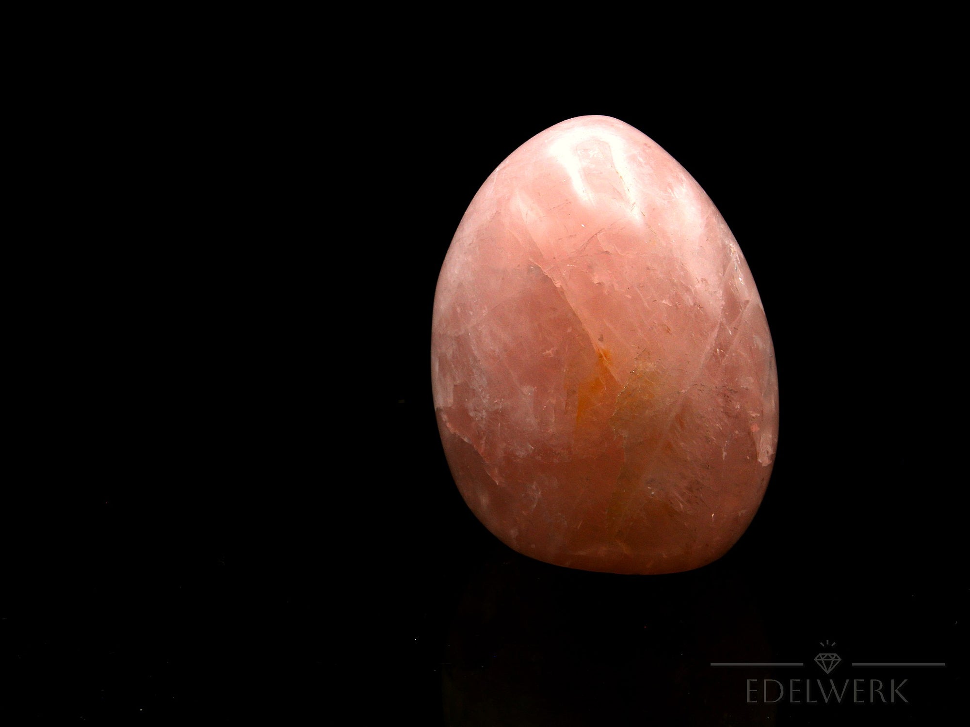 Rosenquarz Heilstein, Heilstein für energetische Ruhe, rosa Struktur.