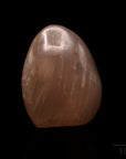 Strahlender Rosenquarz, fördert herzliche Energie, rosa Kristallstruktur.