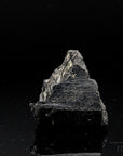 Strahlender Schwarzer Turmalin, fördert meditative Klarheit, schwarze strahlende Form.