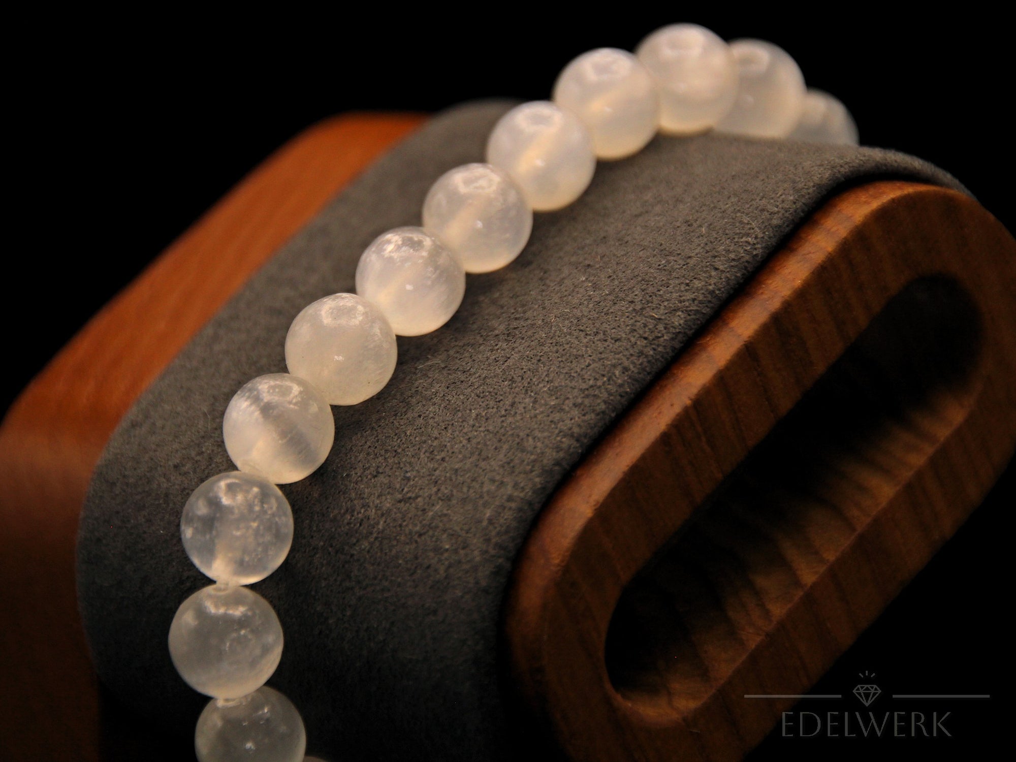 Selenit Armband – 8 mm Perlen – Harmonisierende Perlenkette