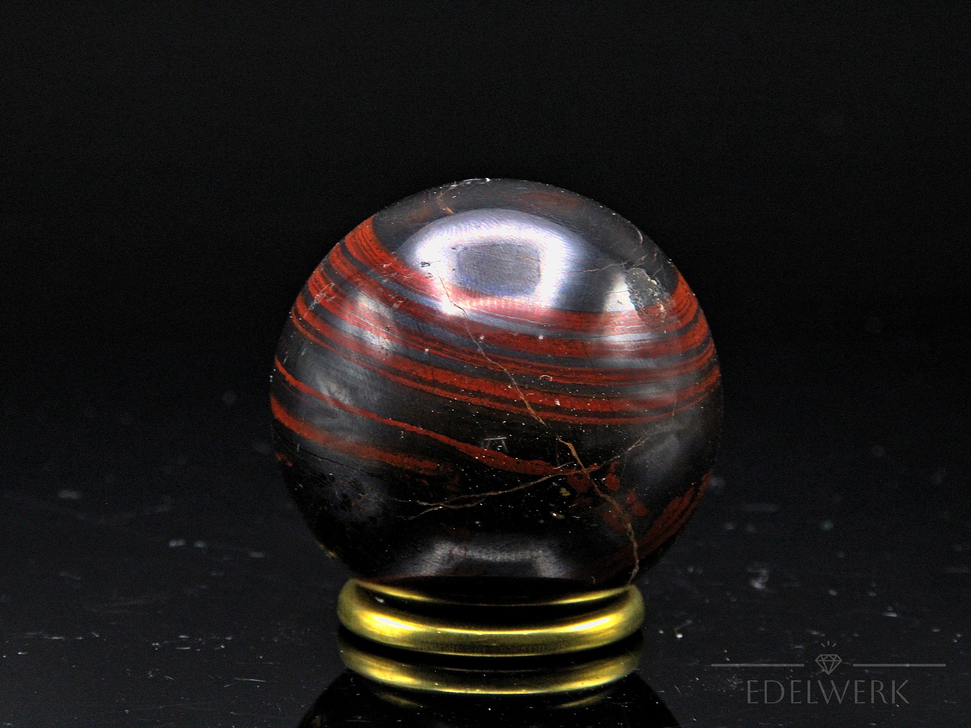 Tigeraugen Kugel Planet, Heilstein für entspannende Harmonie, gold-braune Kristallform.
