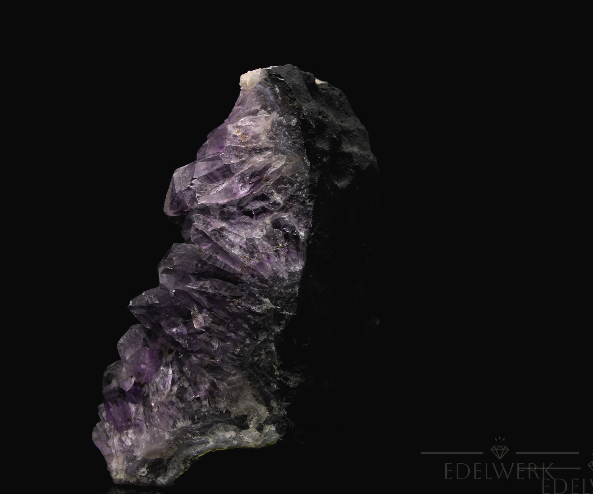 Amethyst Kristall Violett