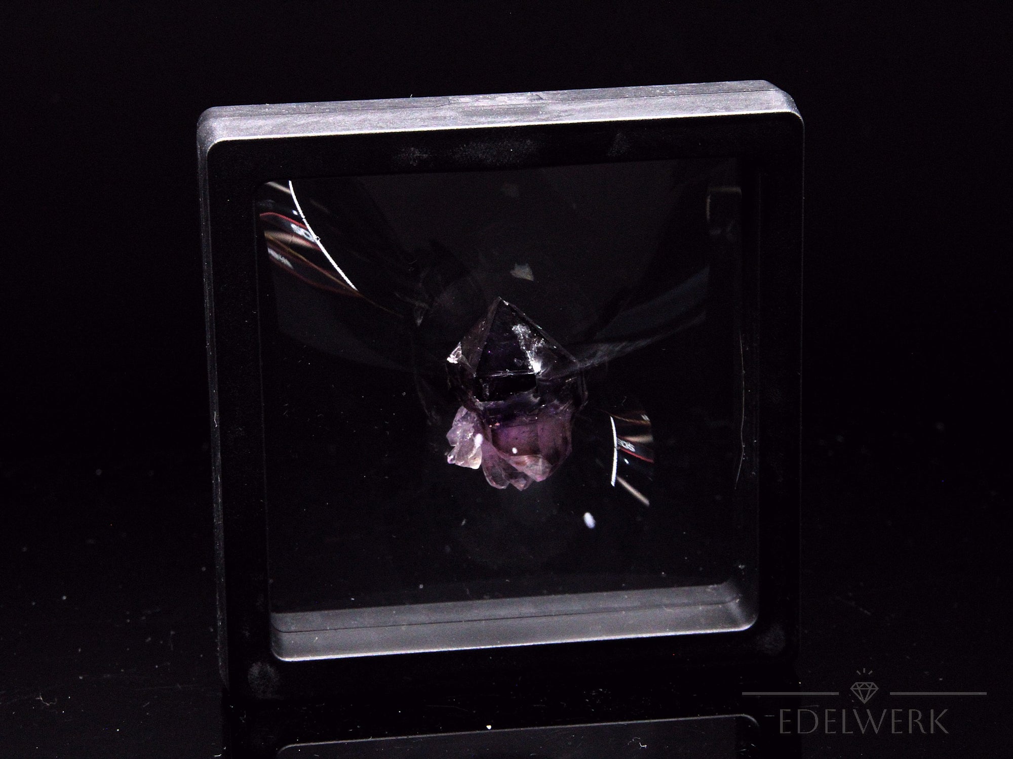 Natürlicher Brandbergamethyst, Heilstein für Schutz, violette natürliche Kristalle.