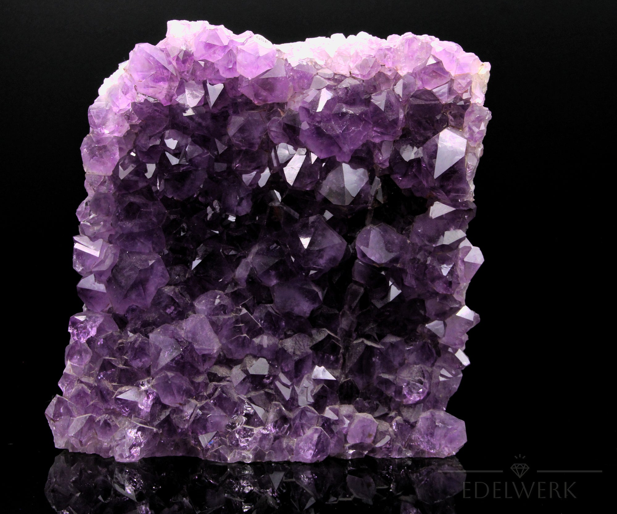 Amethyst Kristall Tiefviolett