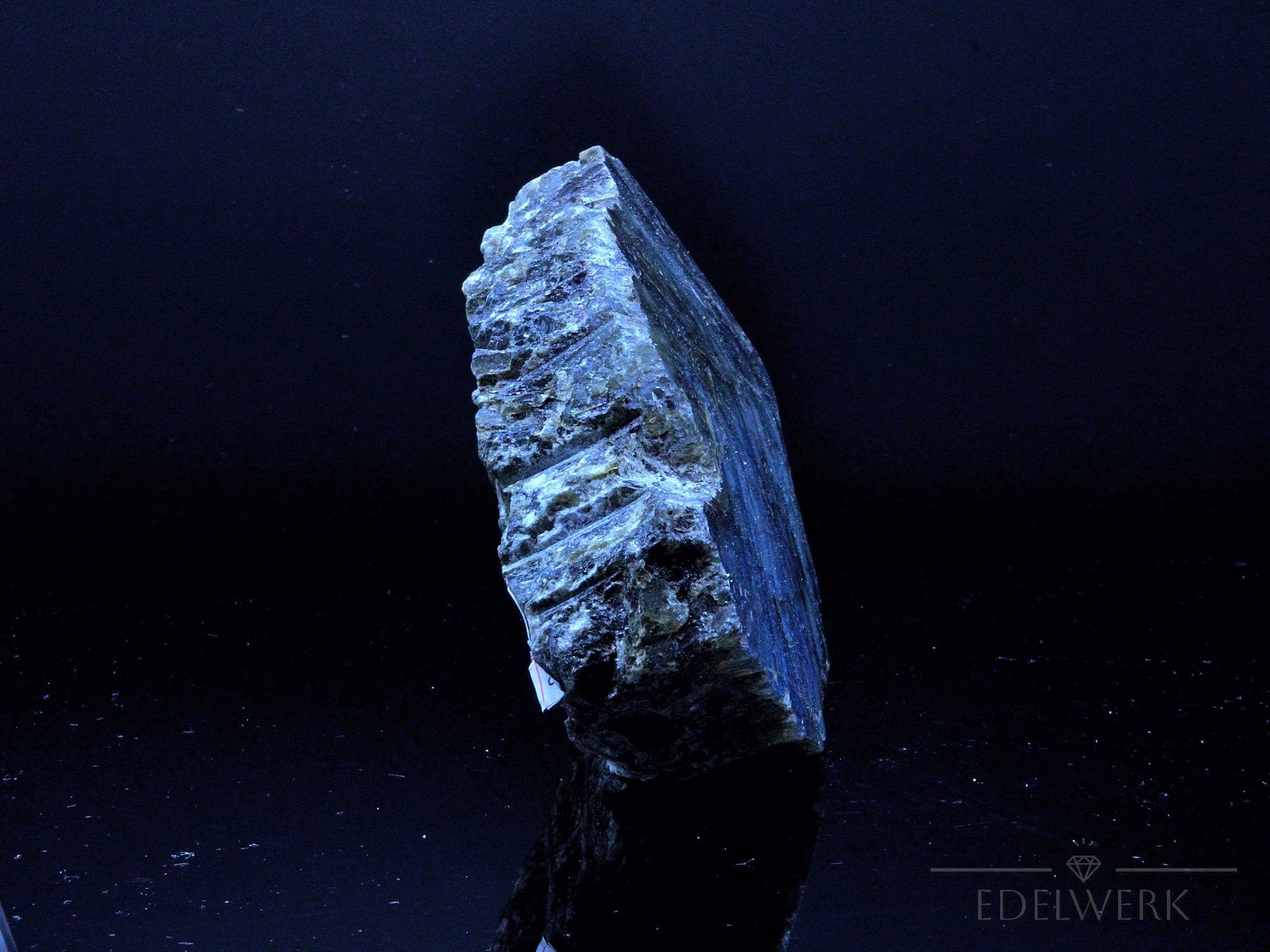 Labradorite Heilstein