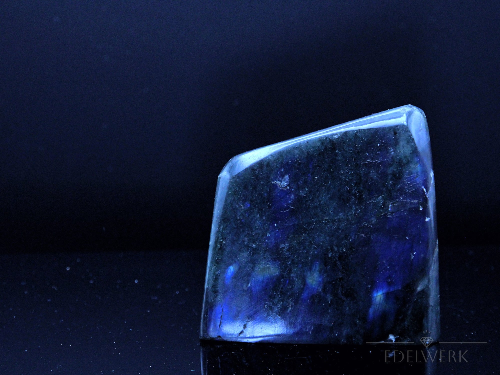 Labradorite Strahlend