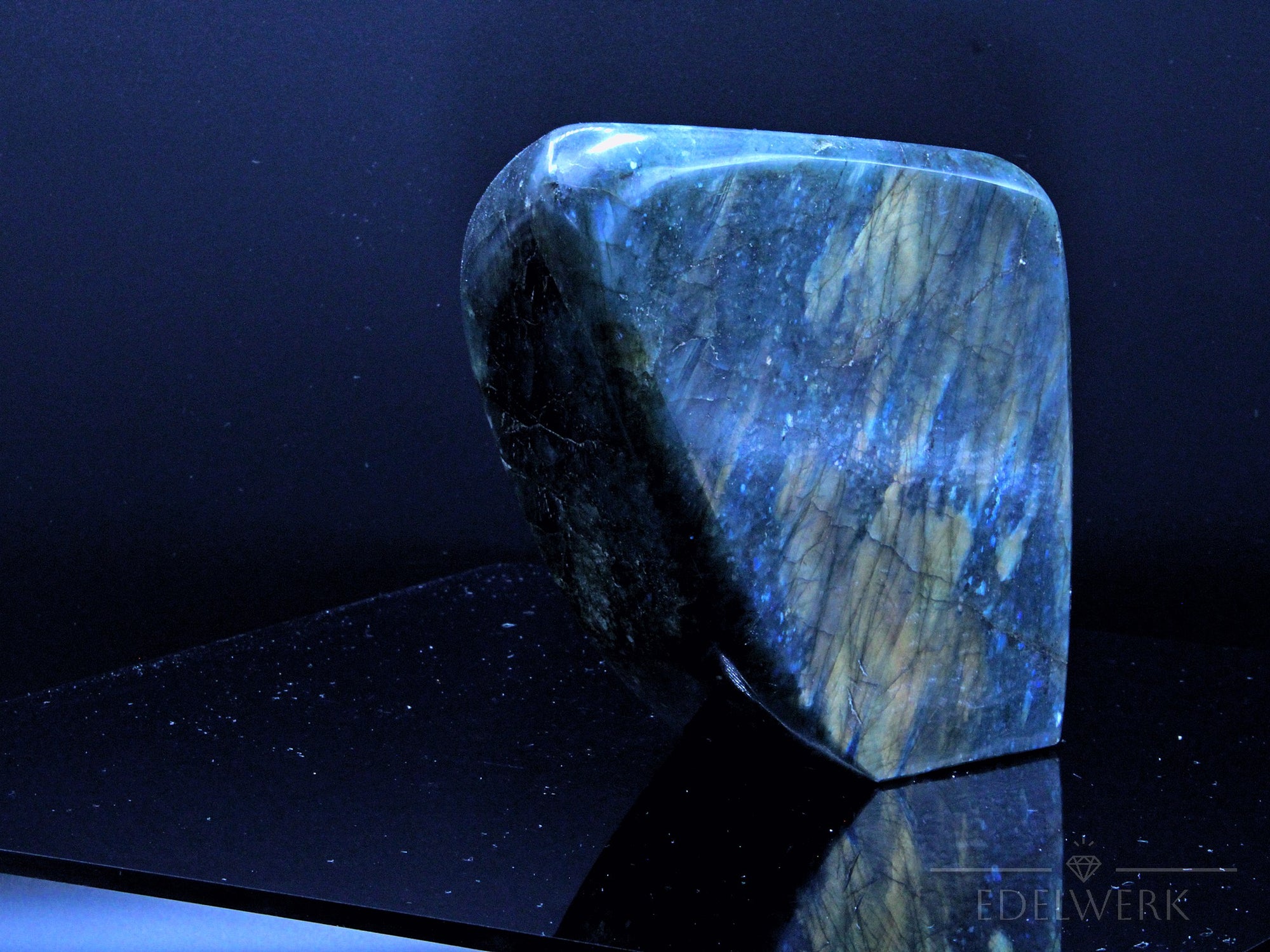 Labradorite Strahlend